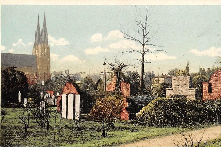 Colonial Park Cemetery c.1904